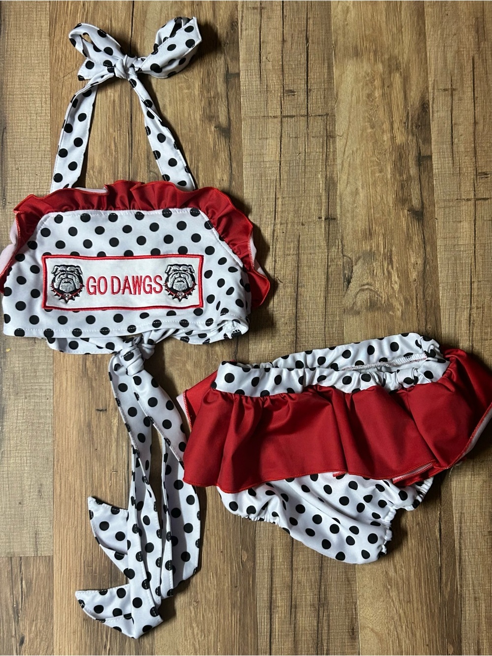 Georgia Bulldogs 2 Piece Bathing Suit, Swimsuit, Girls Size 6/7